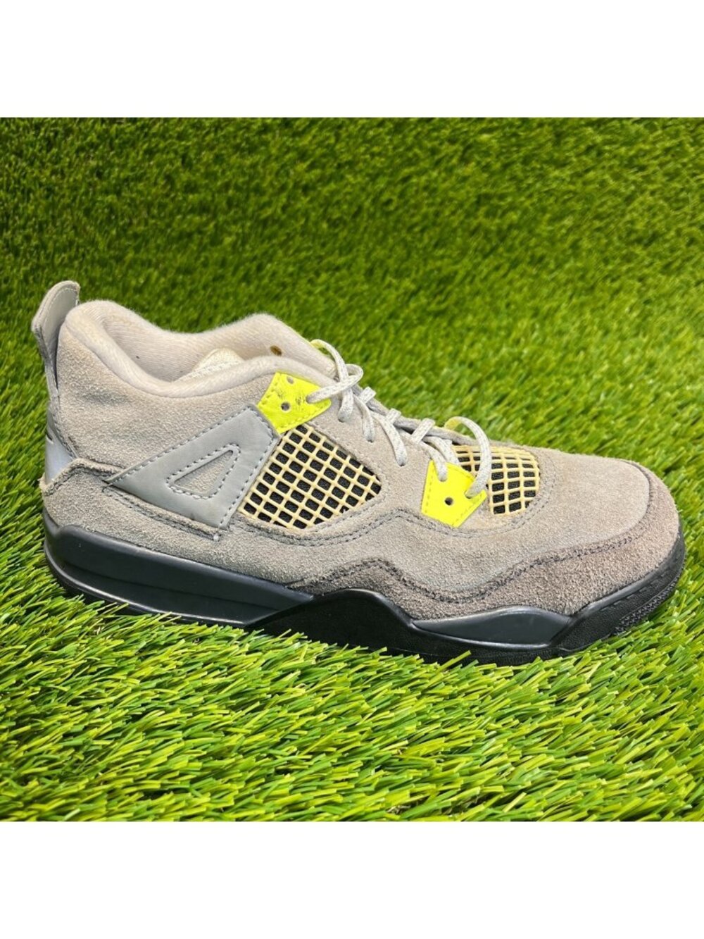 Nike Air Jordan 4 Retro Neon Gray Black Boys Size 3Y‎ Athletic Shoes Sneakers